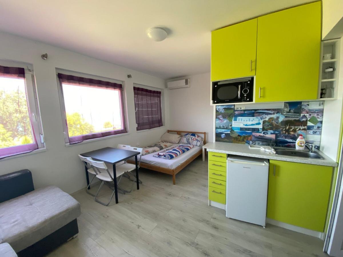 Cuki Apartmanok Siófok Zewnętrze zdjęcie