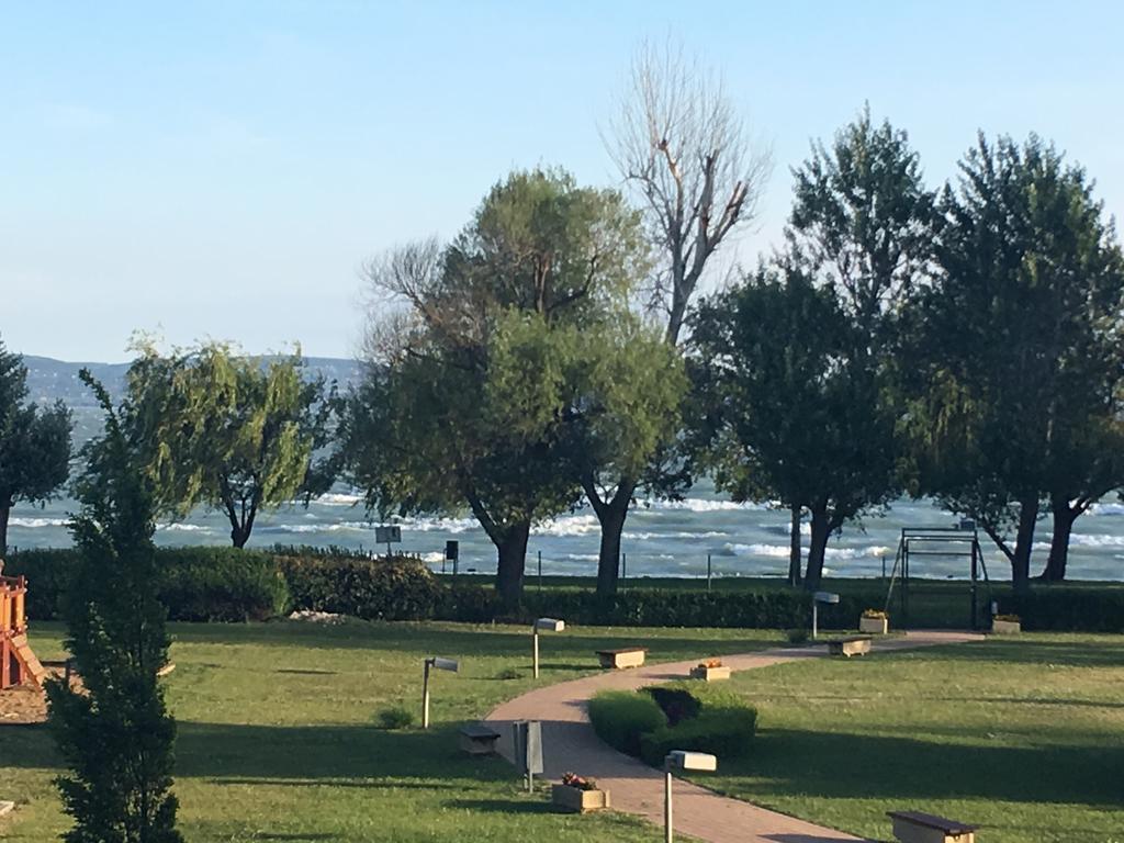 Cuki Apartmanok Siófok Zewnętrze zdjęcie